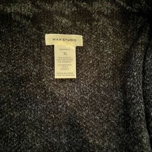 Max Studio houndstooth cardigan